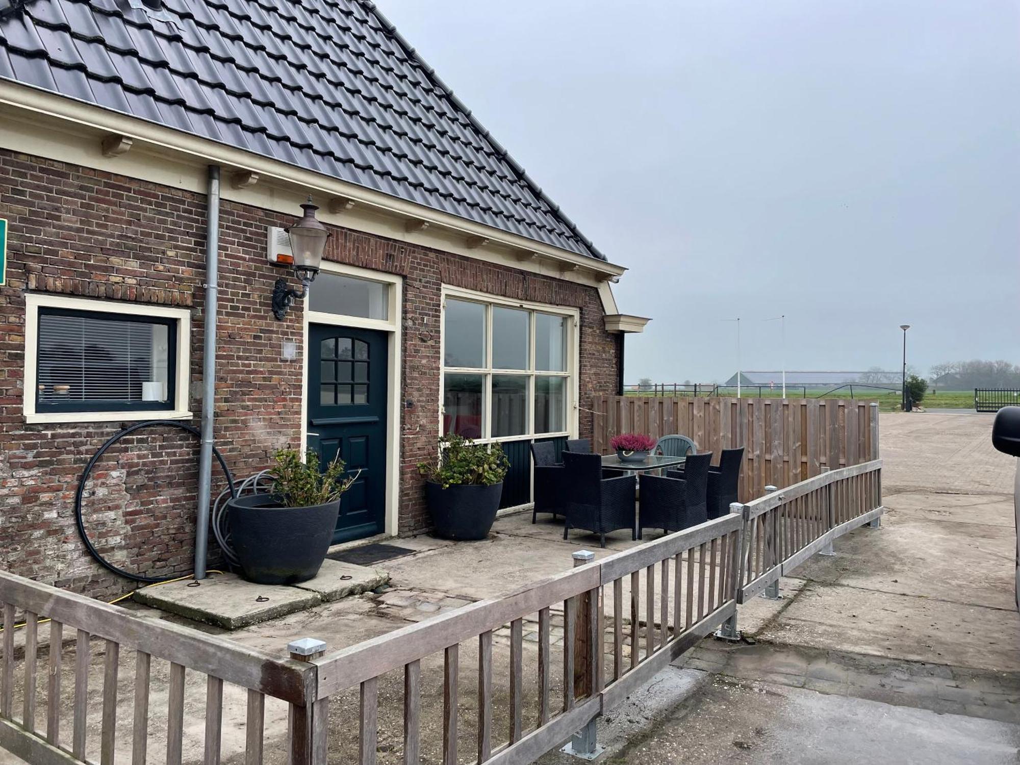 Fijne Woning Op Hippische Aan De Rand Appartamento Dokkum